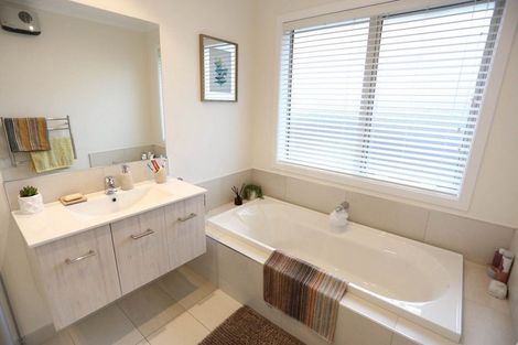 Photo of property in 9 Romanee Lane, Wigram, Christchurch, 8025