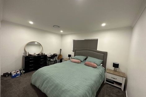 Photo of property in 5b Von Sturmer Street, Mangere East, Auckland, 2024
