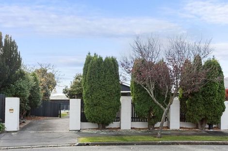Photo of property in 21 Toorak Avenue, Avonhead, Christchurch, 8042