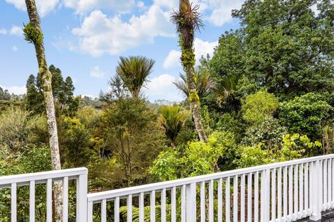 Photo of property in 157 Woodlands Park Road, Titirangi, Auckland, 0604