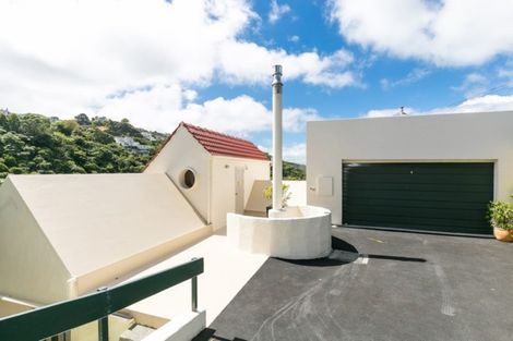 Photo of property in 74 Ranui Crescent, Khandallah, Wellington, 6035