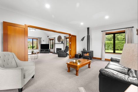 Photo of property in 443 Stoney Creek Road, Kelvin Grove, Palmerston North, 4470