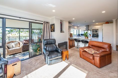 Photo of property in Caversham Park, 2/2 Caversham Road, Westmere, Whanganui, 4501