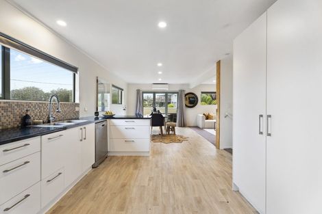 Photo of property in 32b Homestead Road, Manly, Whangaparaoa, 0930