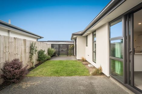 Photo of property in 33 Robert Duncan Road, Belfast, Christchurch, 8051