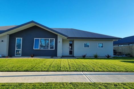 Photo of property in 32 Oakdale Grove, Richmond, 7020