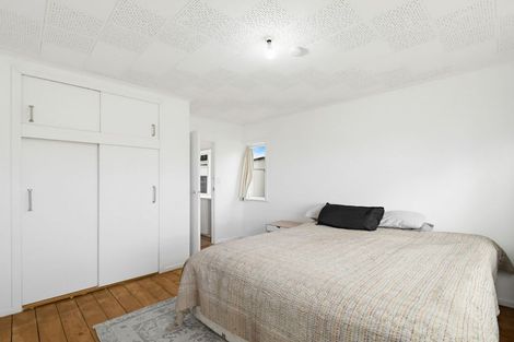 Photo of property in 24 Bennett Street, Waipawa, 4210
