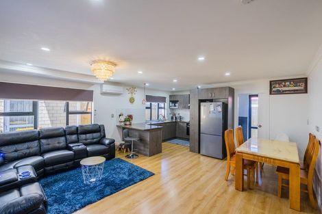 Photo of property in 501c Massey Road, Mangere, Auckland, 2022