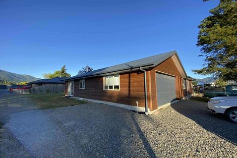 Photo of property in 6 Ensor Drive, Hanmer Springs, 7334