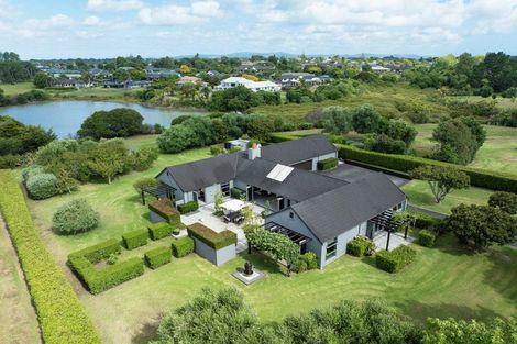 Photo of property in 14 Millbrook Drive, Waiuku, 2683