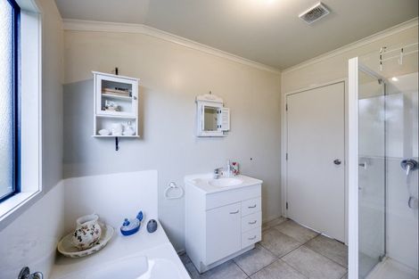 Photo of property in 60 Kirkwood Road, Flaxmere, Hastings, 4120