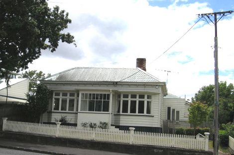 Photo of property in 79 Hinemoa Street, Birkenhead, Auckland, 0626
