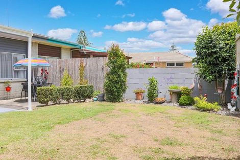Photo of property in 2/77 Goulstone Road, Whakatane, 3120
