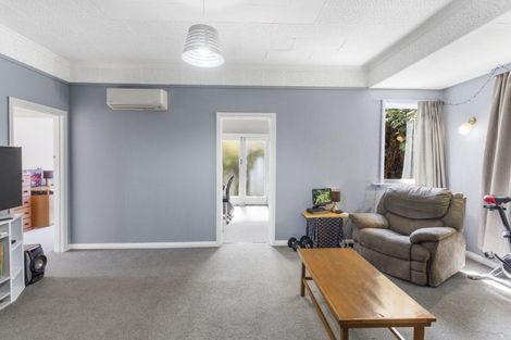 Photo of property in 9 Marett Street, Macandrew Bay, Dunedin, 9014