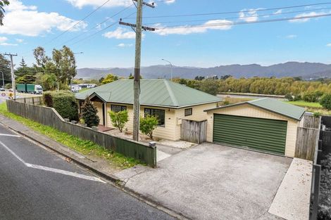 Photo of property in 288 Grounsell Crescent, Belmont, Lower Hutt, 5010