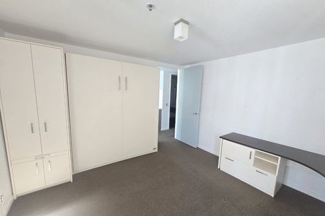 Photo of property in Montreaux Apartments, 9c/164 The Terrace, Wellington Central, Wellington, 6011