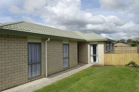 Photo of property in 44 Kayes Road, Pukekohe, 2120