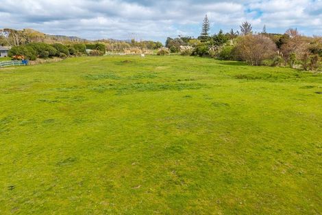 Photo of property in 230 Peka Peka Road, Peka Peka, Waikanae, 5391