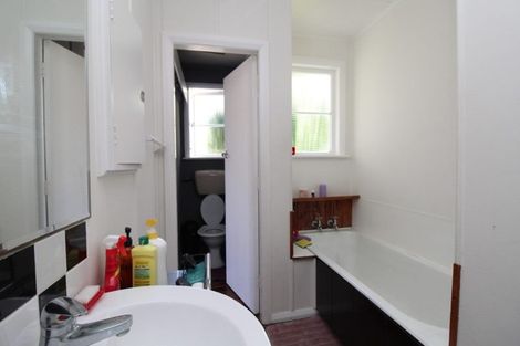 Photo of property in 37 Mangahao Road, Pahiatua, 4910