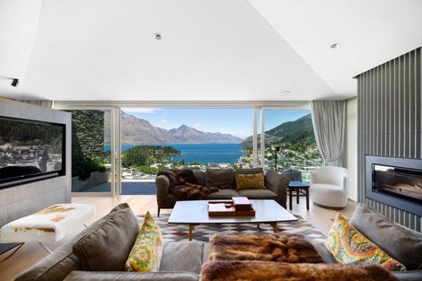 Photo of property in 55e Kent Street, Queenstown, 9300