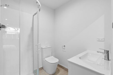 Photo of property in 33b Waimairi Road, Upper Riccarton, Christchurch, 8041