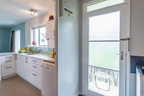 Photo of property in 2/14 Claridge Street, Glen Eden, Auckland, 0602