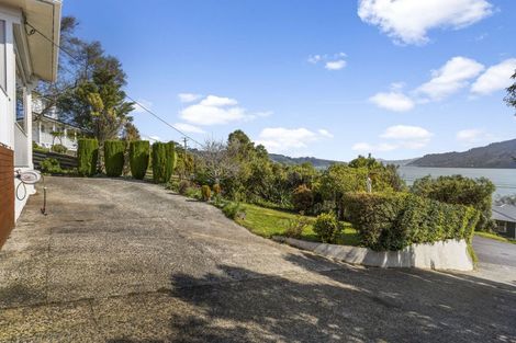 Photo of property in 34 Bayne Terrace, Macandrew Bay, Dunedin, 9014