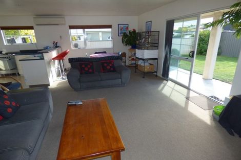 Photo of property in 5a Junction Court, Cromwell, 9310