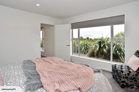 Photo of property in 18 Ardnave Lane, Broomfield, Christchurch, 8042