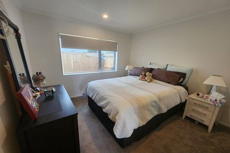 Photo of property in 114 Kuaka Drive, Takanini, 2112