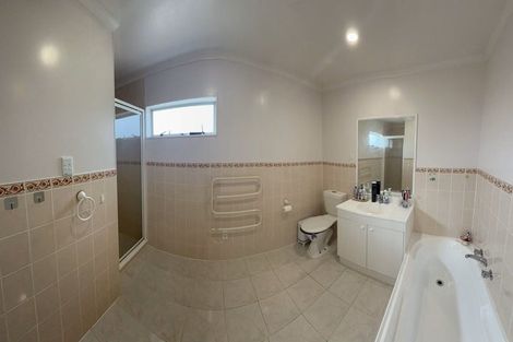 Photo of property in 28 Amherst Place, Albany, Auckland, 0632