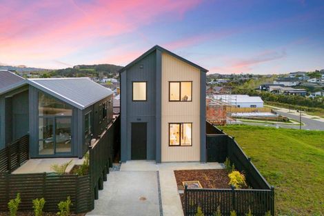 Photo of property in 17 Aituaa Road, Pukekohe, 2120