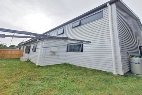 Photo of property in 425d Great South Road, Opaheke, 2113