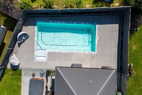 Photo of property in 115 Saint James Drive, Huntington, Hamilton, 3210