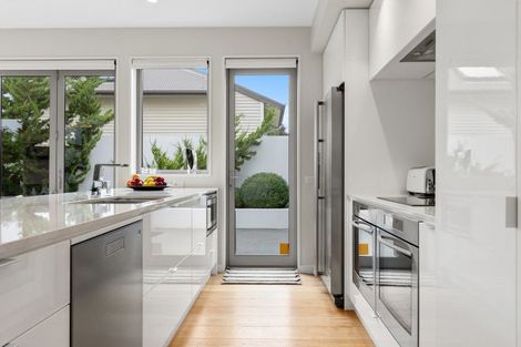 Photo of property in 86 Hinau Street, Riccarton, Christchurch, 8041