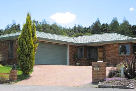 Photo of property in 10 Landscape Road, Pukekohe, 2120