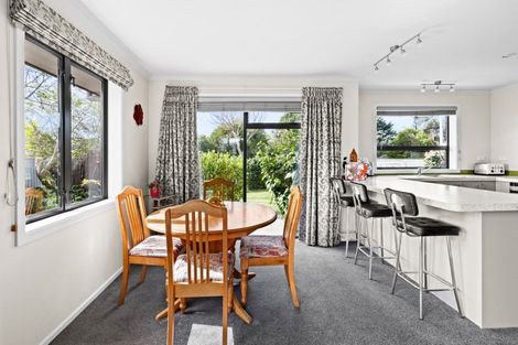 Photo of property in 123 Arataki Road, Havelock North, 4130