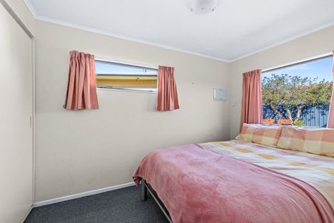 Photo of property in 52 Clarence Cox Crescent, Pirimai, Napier, 4112