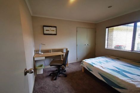 Photo of property in 35 Milbrook Place, Chartwell, Hamilton, 3210