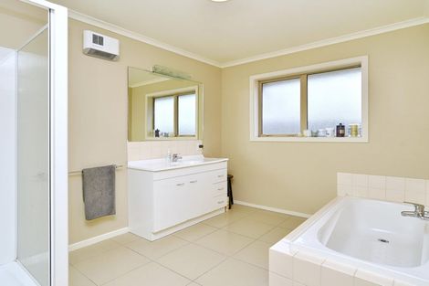 Photo of property in 41 Factory Road, Belfast, Christchurch, 8051