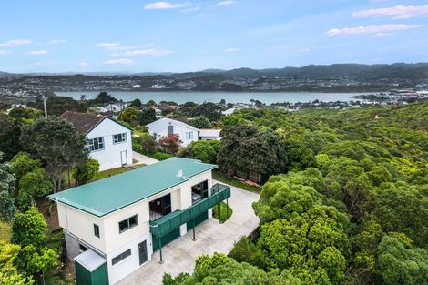 Photo of property in 25a Hiwi Crescent, Titahi Bay, Porirua, 5022