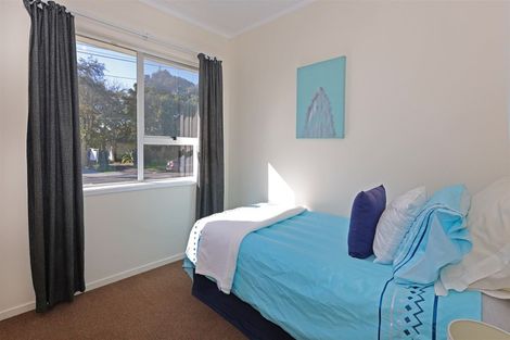 Photo of property in 1/28 Taipari Road, Te Atatu Peninsula, Auckland, 0610