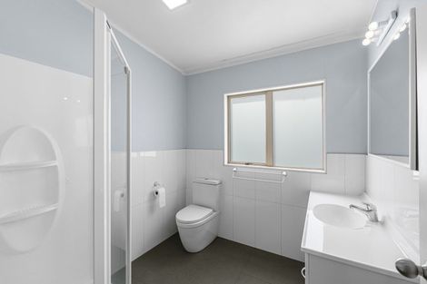 Photo of property in 14b Wairere Road, Waitakere, Henderson, 0782
