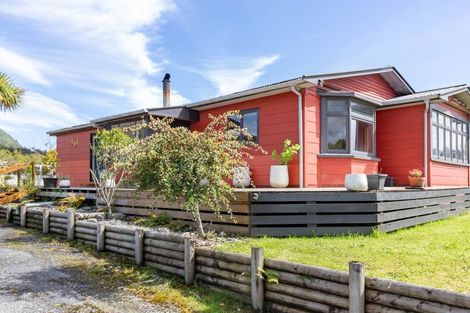 Photo of property in 751 Seven Mile Road, Runanga, 7803