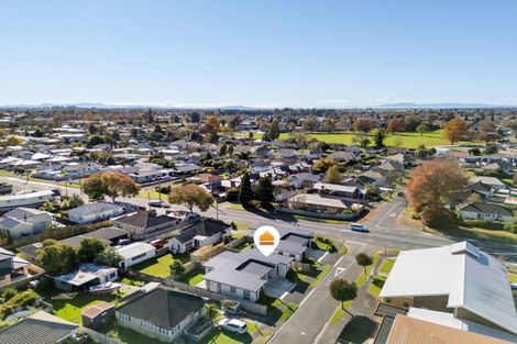 Photo of property in 1/4 Searancke Place, Fairfield, Hamilton, 3214