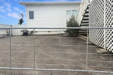 Photo of property in 21 Ocean Beach Street, Foxton Beach, Foxton, 4815