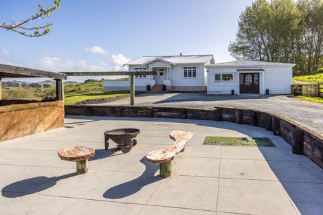 Photo of property in 27 Church Hill Road, Port Albert, Wellsford, 0973