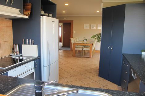 Photo of property in 222 Pakura Street, Te Awamutu, 3800