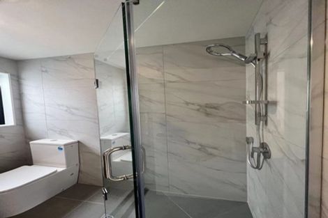 Photo of property in 1 Benchmark Drive, Massey, Auckland, 0614