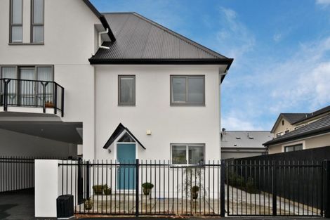 Photo of property in 2/155 Peterborough Street, Christchurch Central, Christchurch, 8013